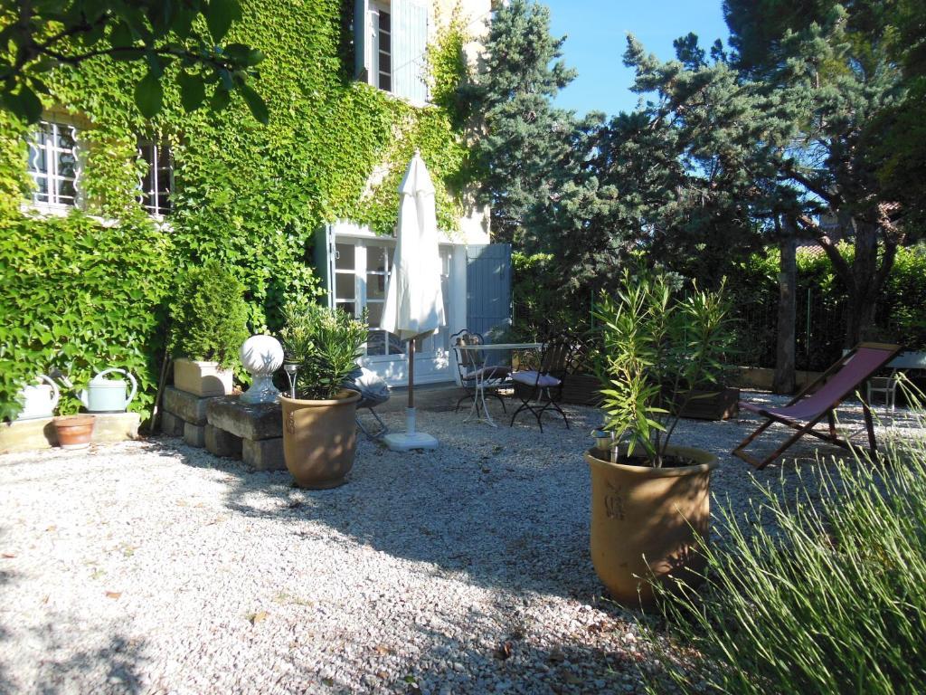 Chambres D'Hotes Saint Veredeme Pujaut Экстерьер фото
