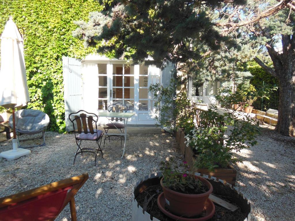 Chambres D'Hotes Saint Veredeme Pujaut Экстерьер фото